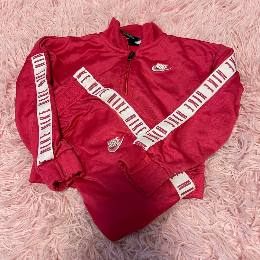 Nike track suit; matching set